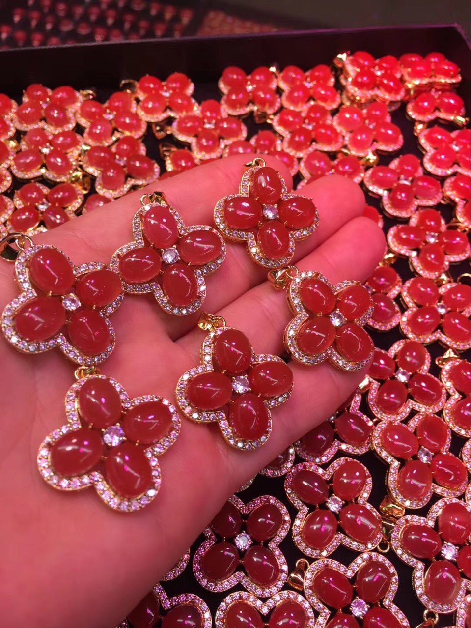 南红玛瑙四叶草吊坠水红樱桃红四叶草吊坠挂件挂坠项链女款