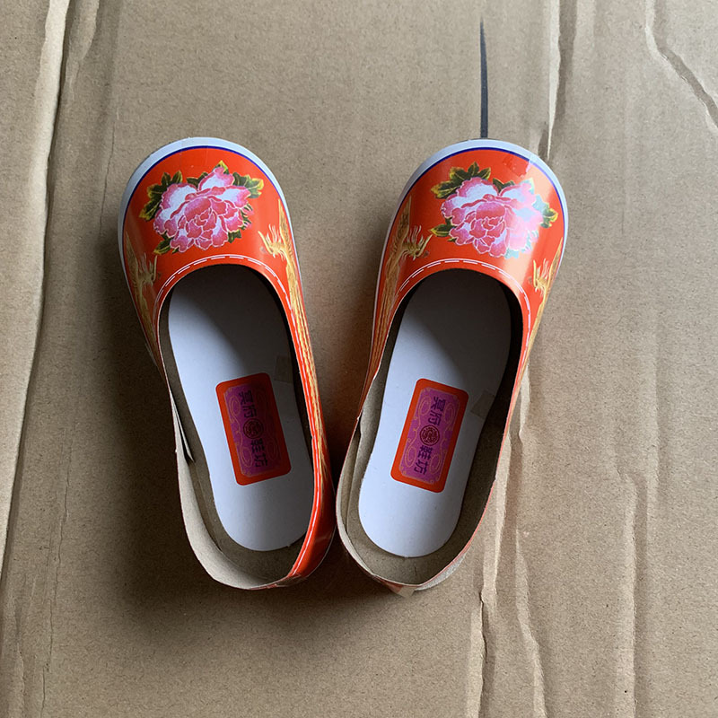 小号女士纸糊成品鞋子烧纸祭祀十一祭祖上坟寒衣棉鞋单鞋殡葬批发