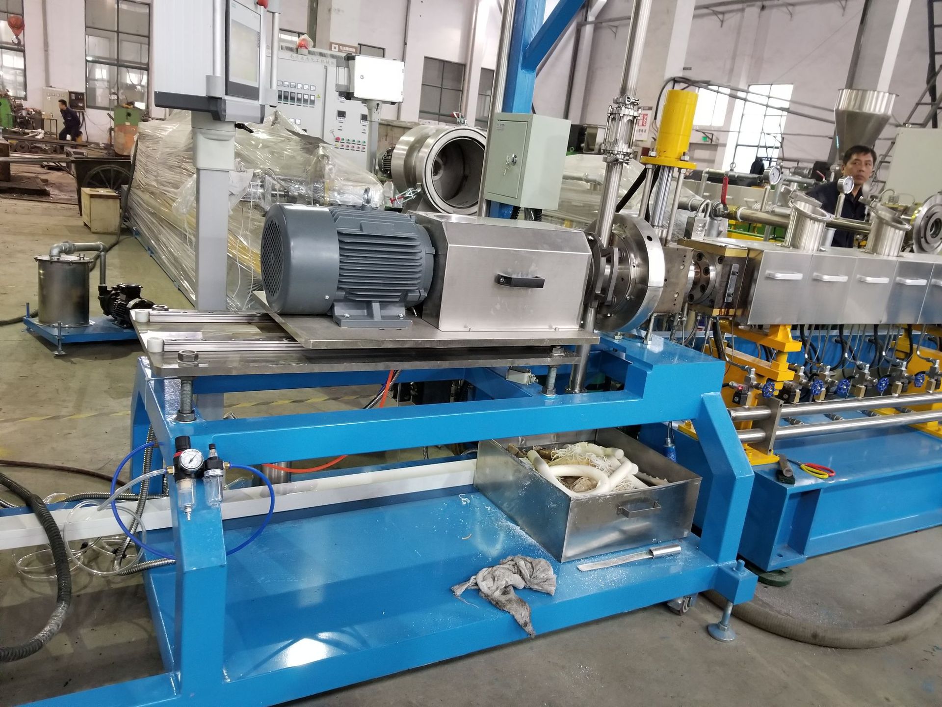 sjsl65d双螺杆造粒机,tpr,tpe,tpv,tpu水下切粒软胶造粒机组