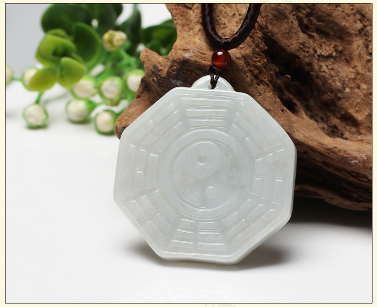 缅甸老坑翡翠 八卦吊坠批发 男女款冰糯种太极八卦挂件