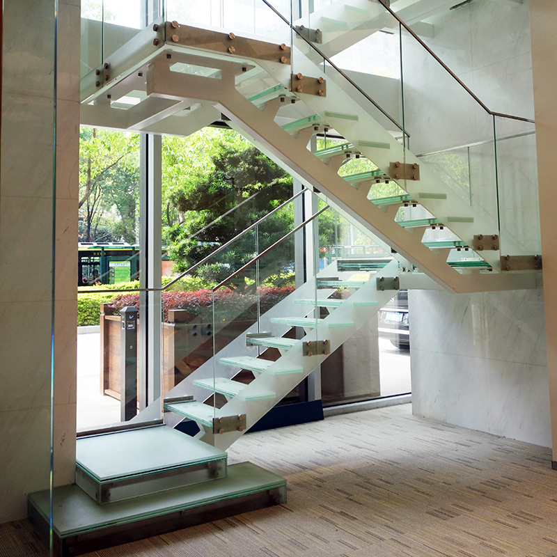 定制别墅楼梯 隐藏龙骨 钢结构玻璃楼梯 复式公寓楼梯 小型阁楼梯
