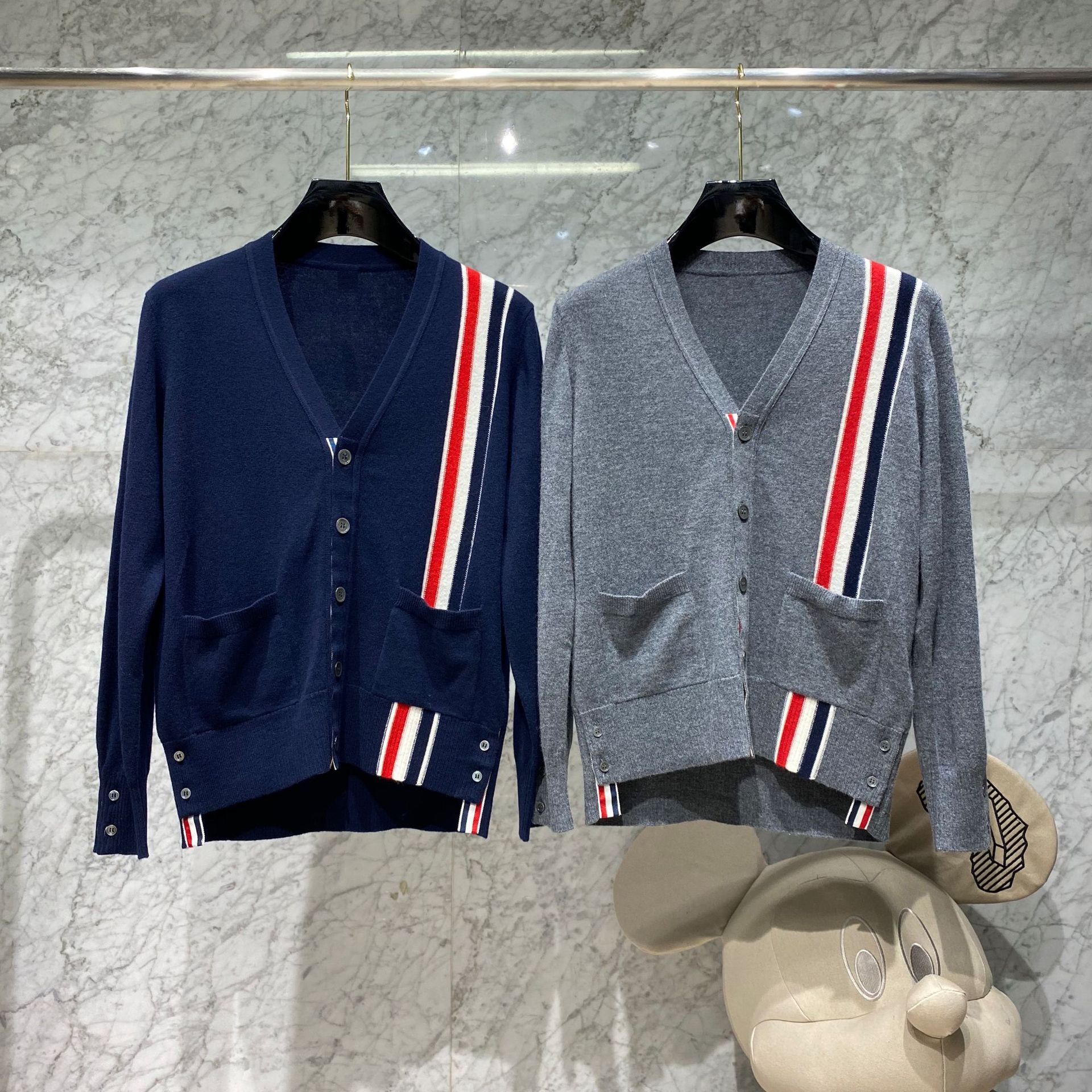 20ss tb风格毛衣 羊毛开衫 单边挂毛针织衫春秋情侣学院 三色彩条