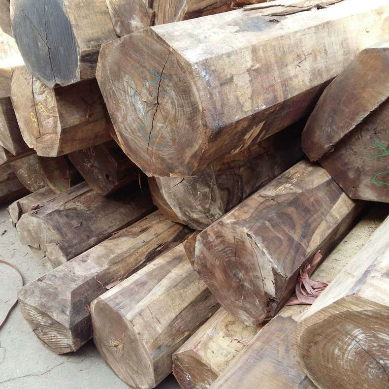 批发印尼黑酸枝阔叶黄檀厂家一手木头红木原木方料板材切割家具