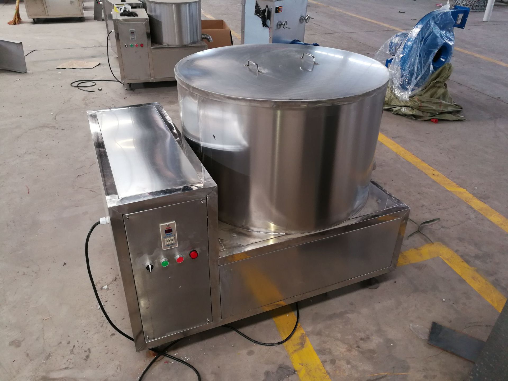 供应江米条脱油机 离心式油炸食品脱油设备 多型号定制果蔬脱水机