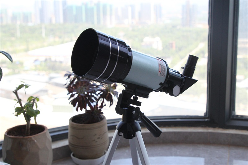 新品天文望远镜 室内户外学生儿童大口径深空观星高倍观天望远镜