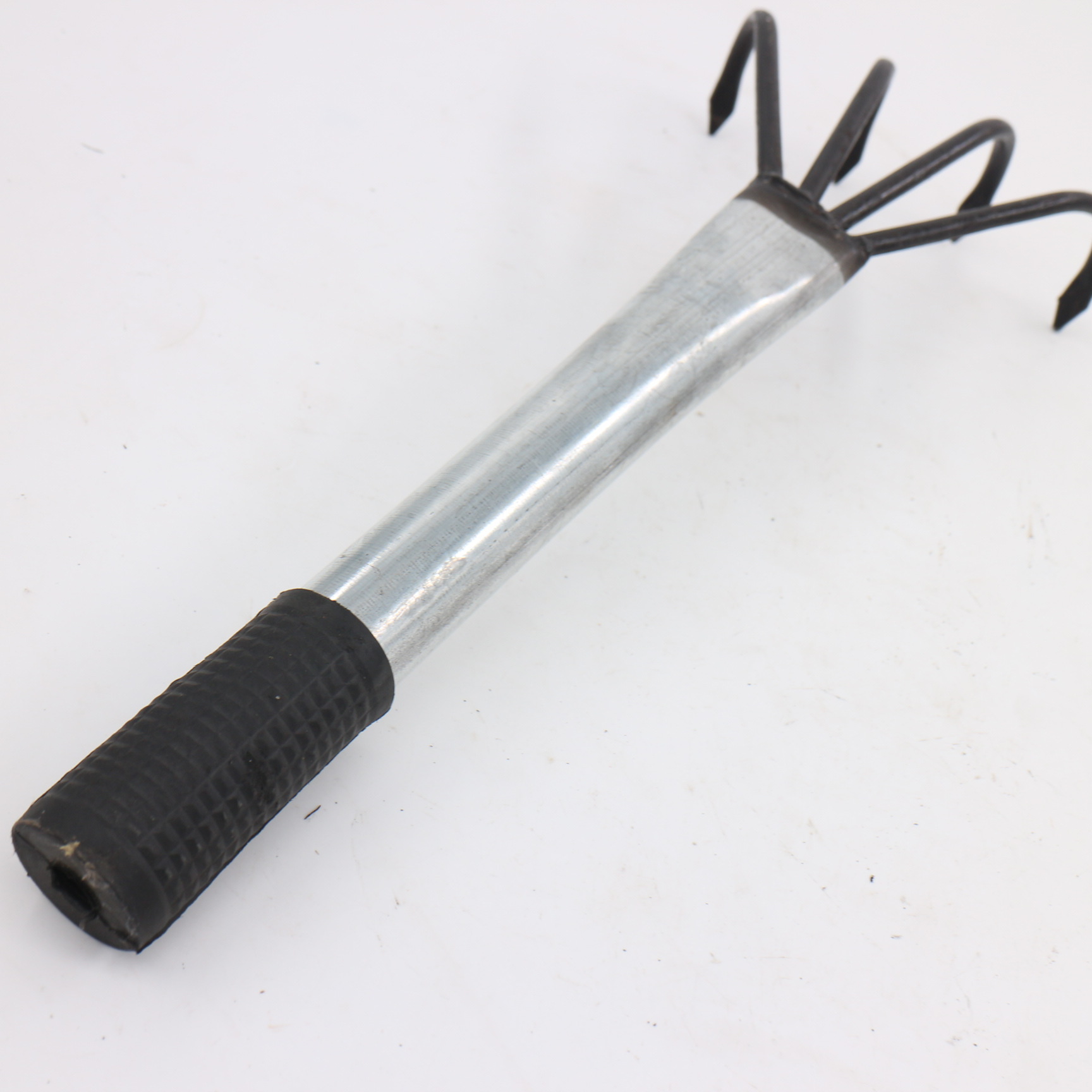 厂家直销钢钉耙子加厚柄五齿四齿耙赶海专用挖蛤蛎耙花生抓