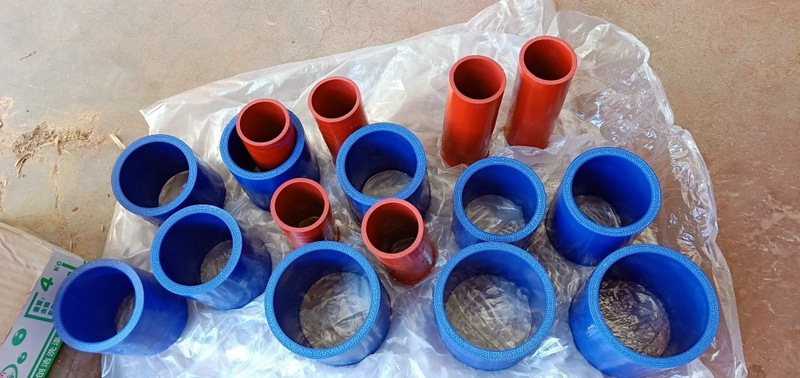 大口径硅胶管 缠绕硅胶管 汽车配件涡轮增压硅胶管红色硅胶管异形