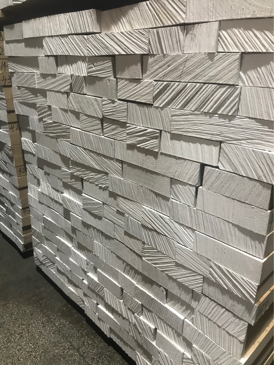 印尼白木 非洲白木 白木 巴新白木 线条材 家具材?