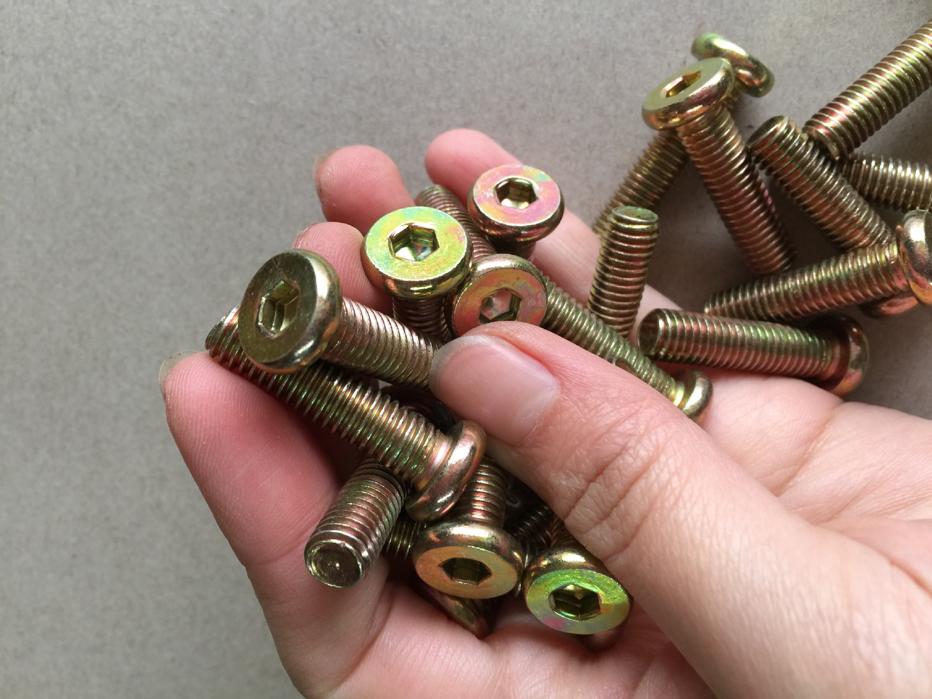 1公斤 镀锌 平圆头 内六角螺钉螺拴 实木家具链接机螺丝 m6m8包邮