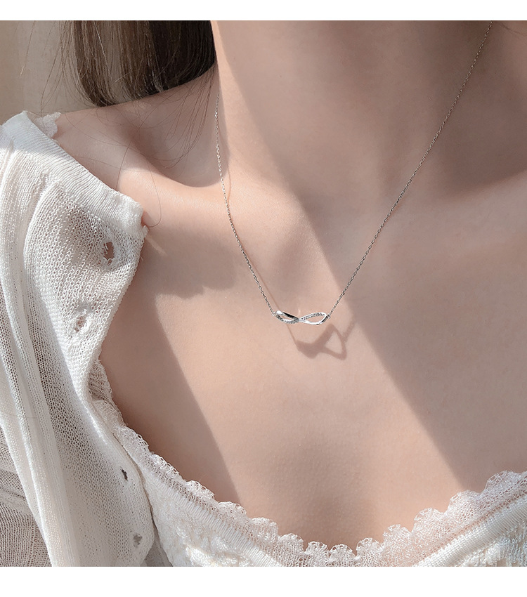 气质几何项链女小众设计感i冷淡风莫比乌斯环锁骨链韩国吊坠新潮