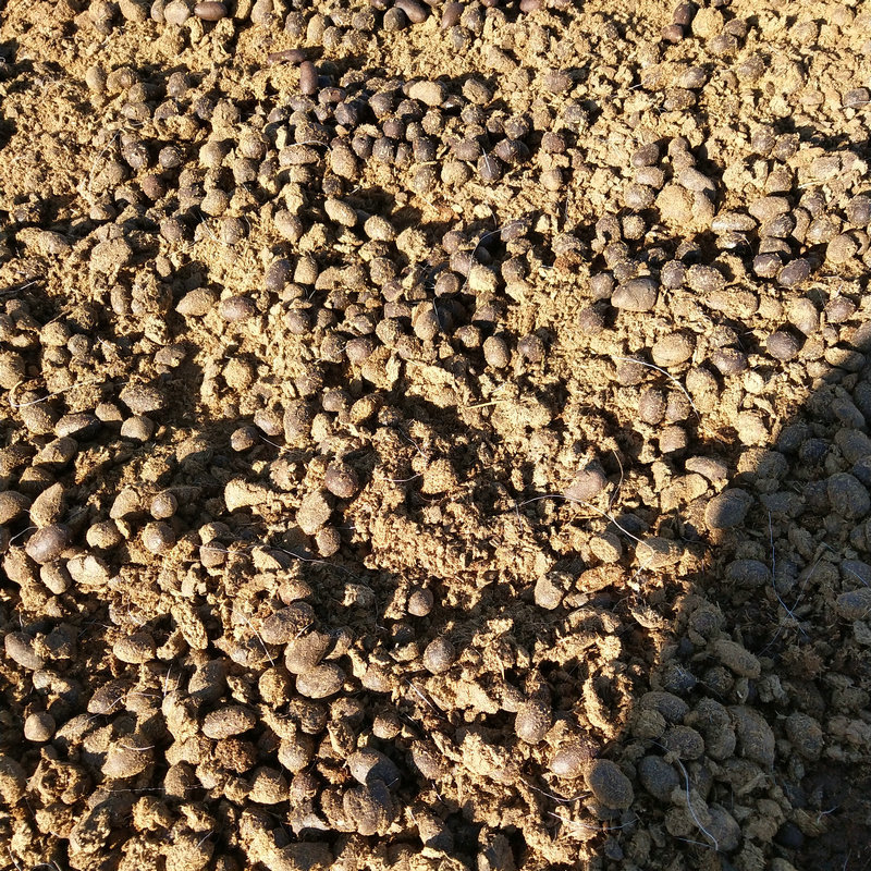 厂家供应内蒙古草原纯羊粪肥起圈肥发酵腐熟纯羊粪