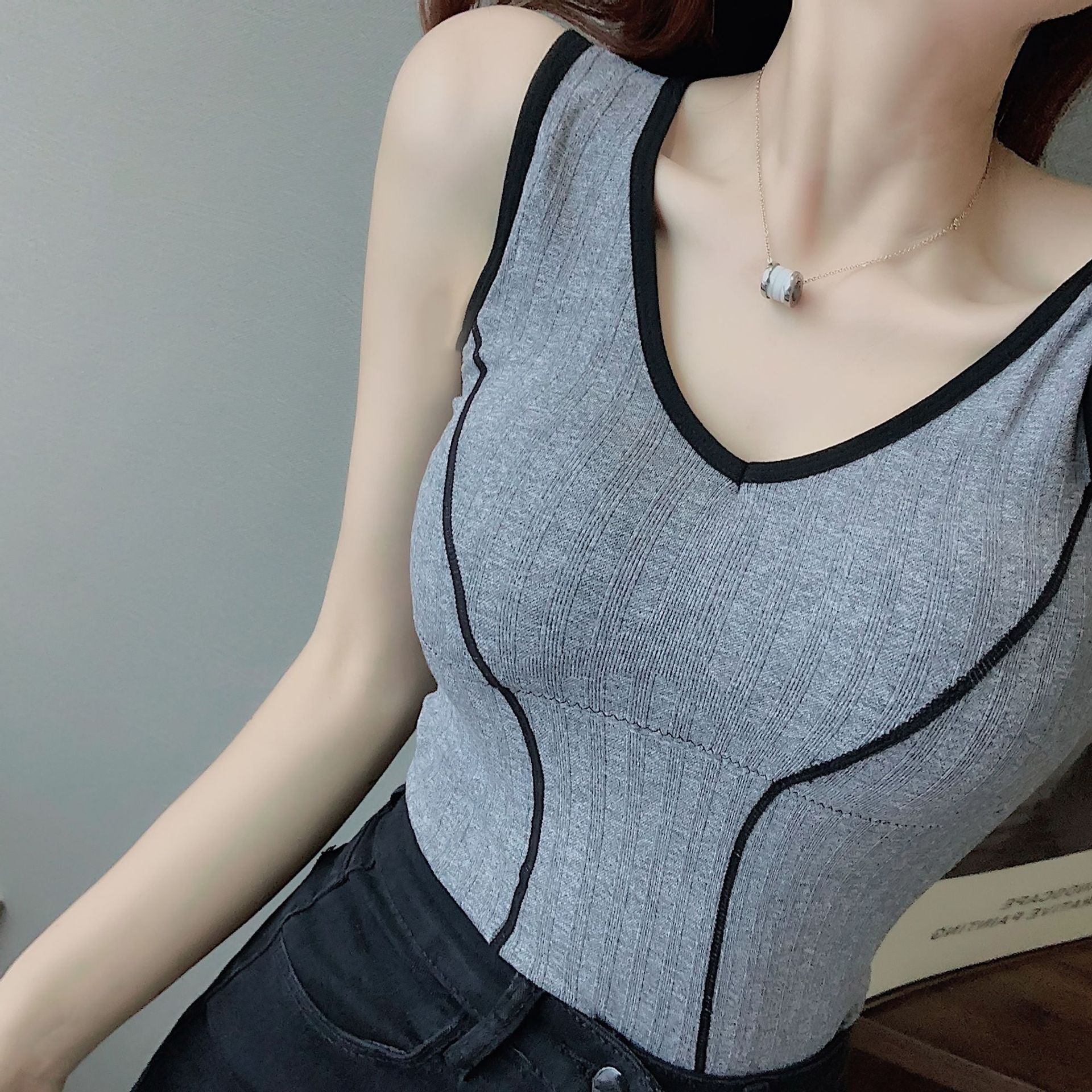 0女士背心透气塑形无痕美体塑身衣运动内衣小姐姐夜店神器