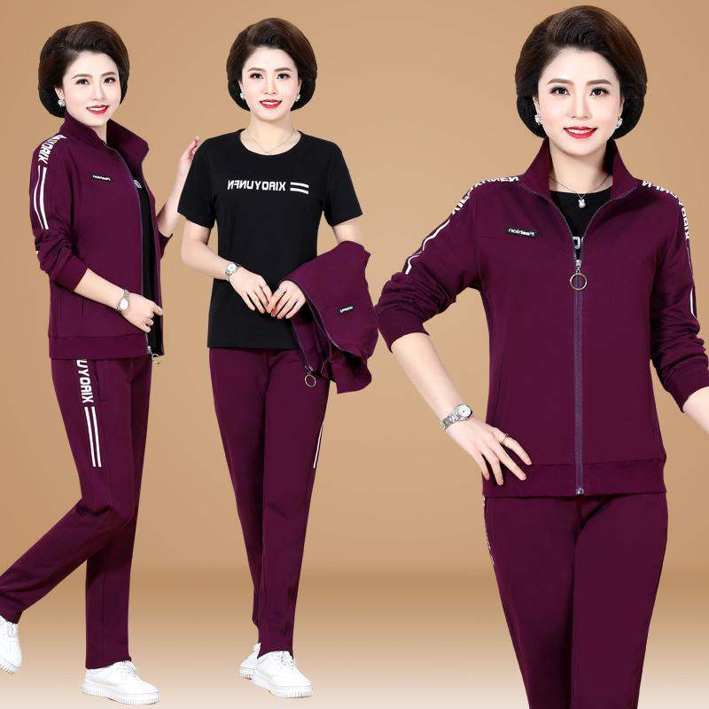 middle-aged and elderly women‘s clothing 2019 new spring and autumn clothing large size middle-aged sportswear suit women‘s western style fashion mom coat