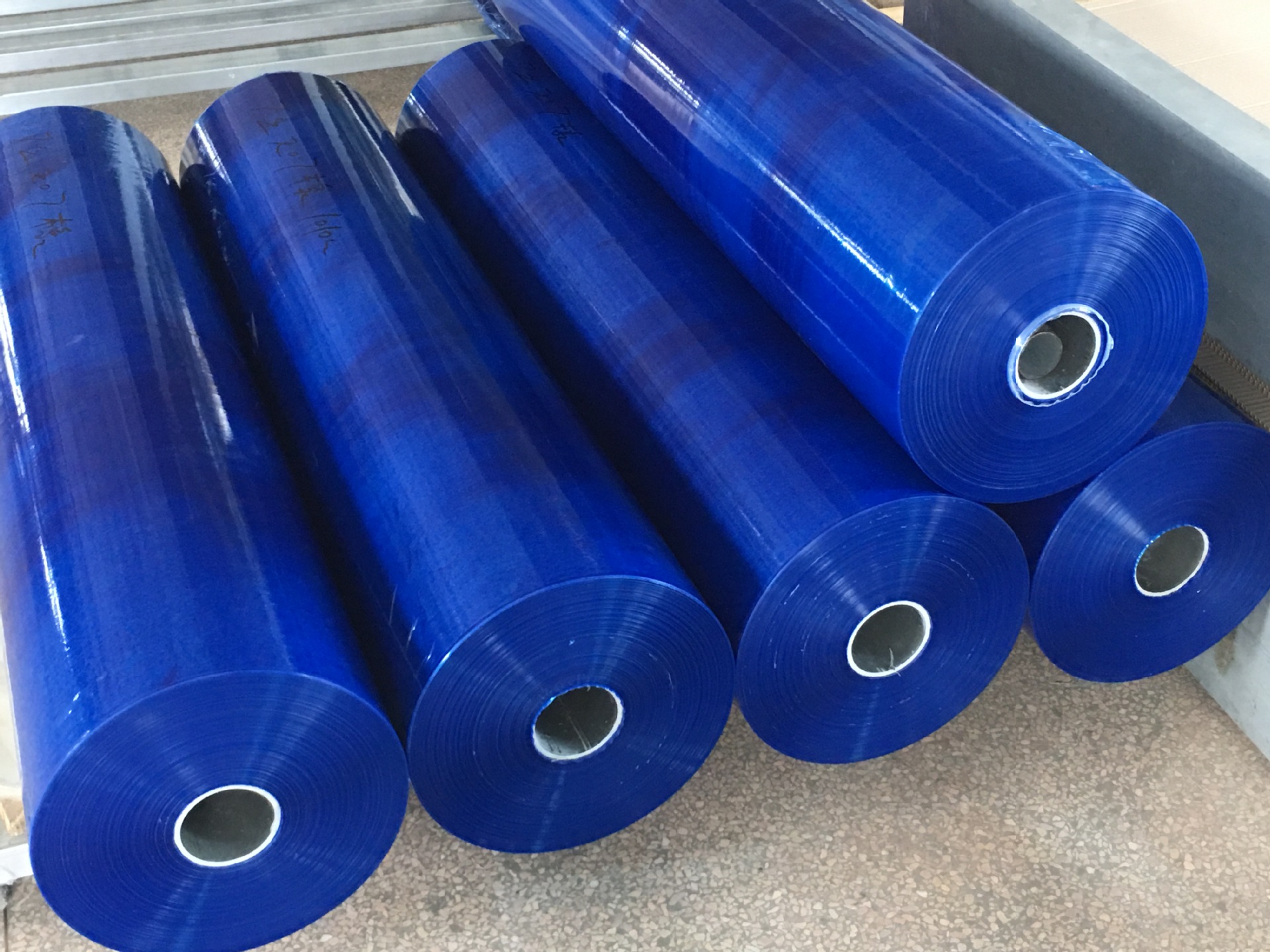 厂家直销 蓝色保护膜 蓝色pe保护膜 高粘保护膜 精雕保护膜