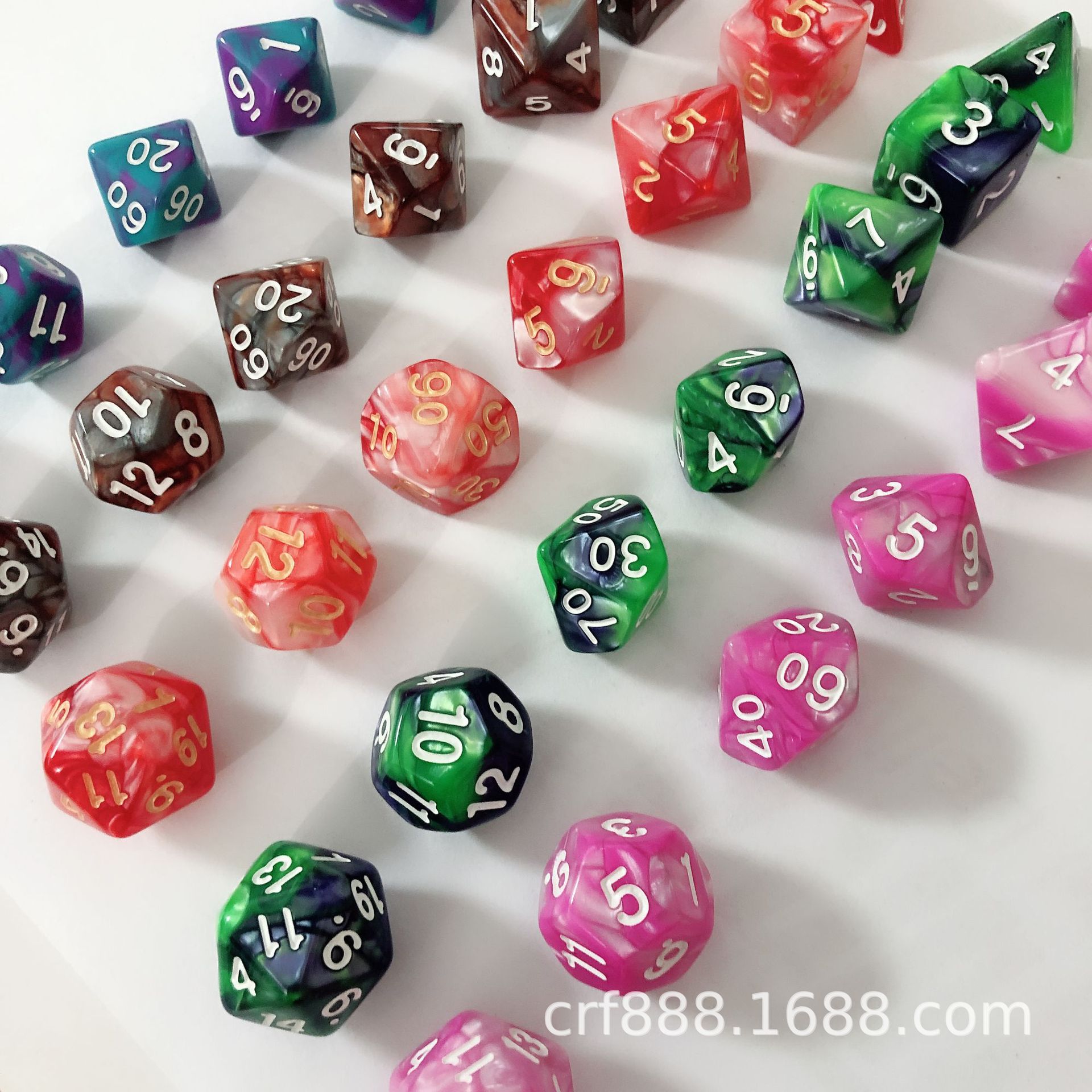 【双色骰子】厂家直供 亚克力跑团套装 玩具骰子 可定制色子颜色