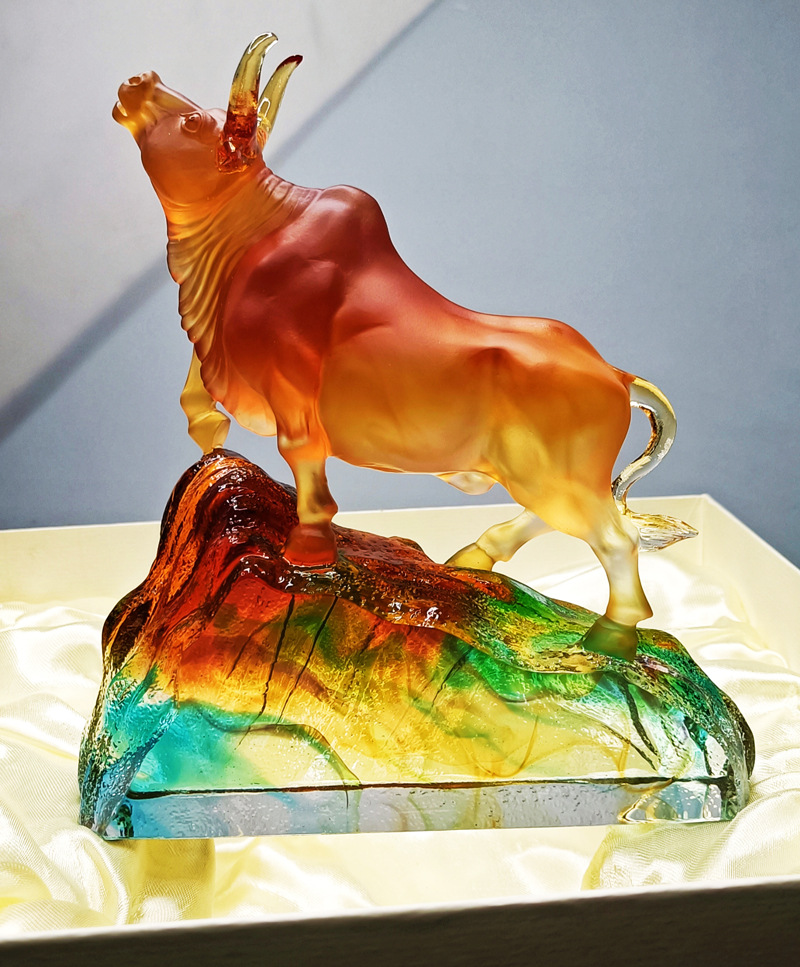 水晶牛气冲天奖杯琉璃牛奖杯华尔街牛金融银行奖杯礼品牛年礼品