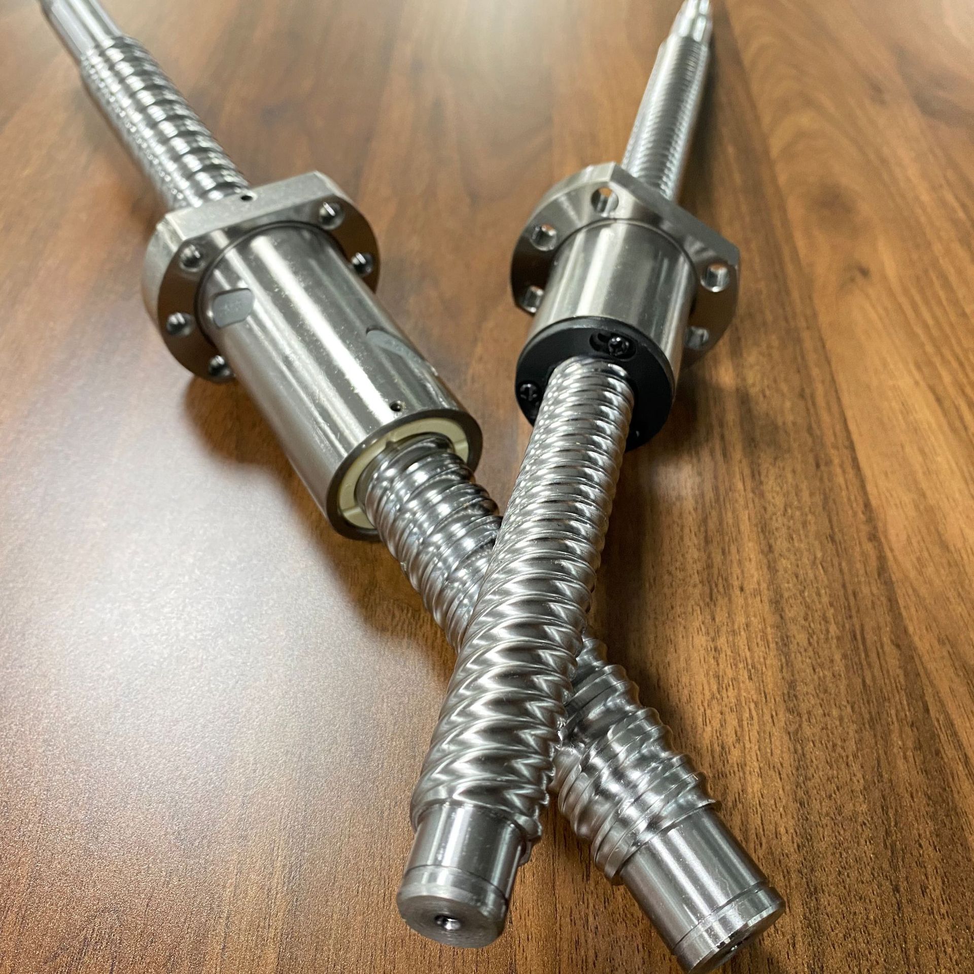 厂家生产国产滚珠丝杆高精度低噪音机床丝杠sfi升降一体滚珠丝杠