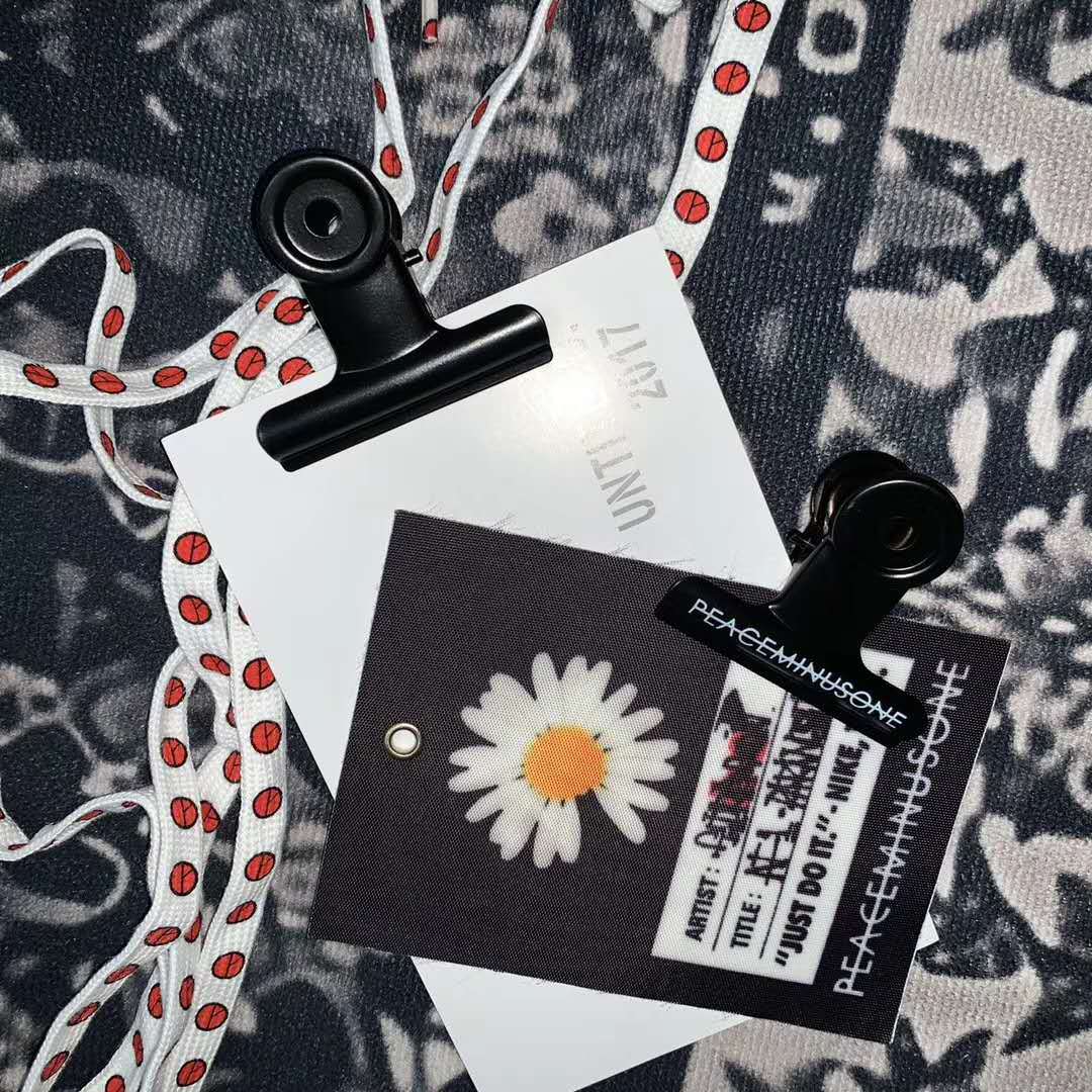 权志龙gd bigbang白色两道杠夹子闪电pmo印字粉色军绿色橘色夹子