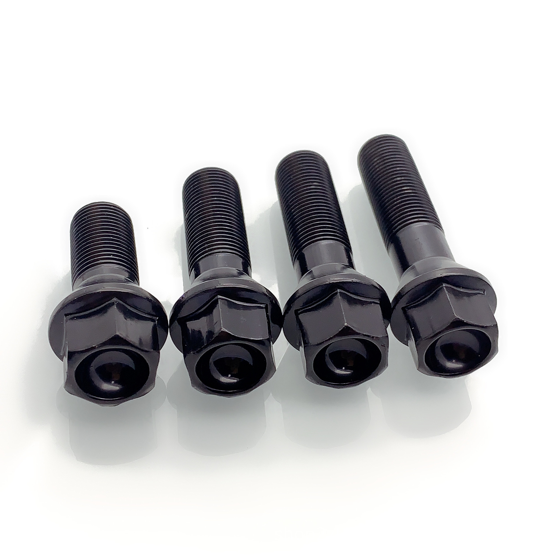 适用于bmw宝马轮胎螺丝525320328520x13x5x6系汽车轮毂加长强螺杆