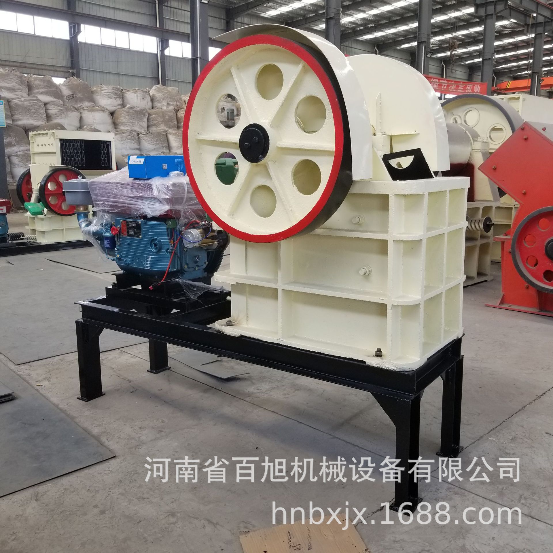 小型矿用鄂式破碎机 石头块砖头块粉碎机 柴油机鄂破碎石机-阿里巴巴