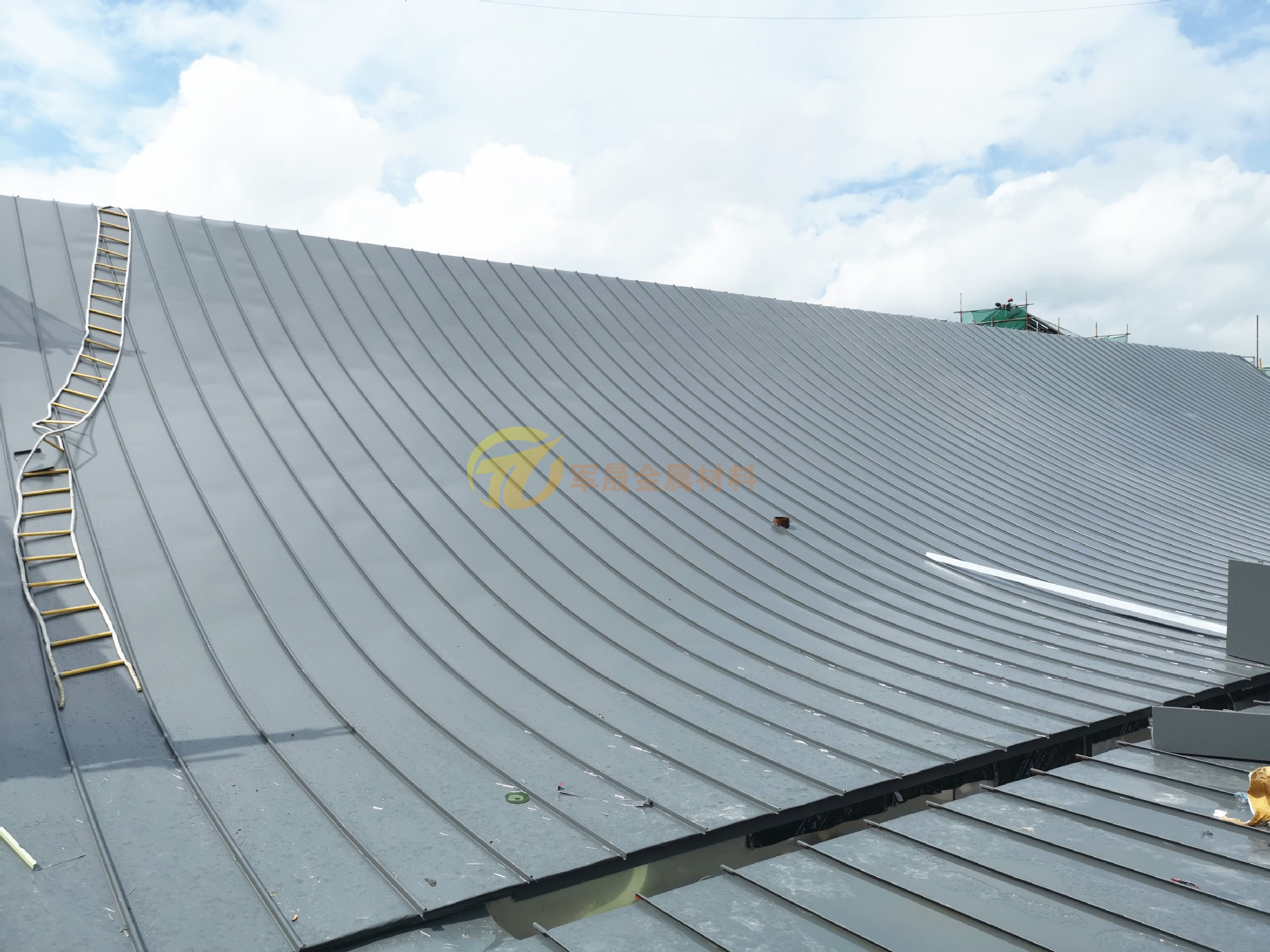 7mm25-430钛锌屋面板 耐用100年