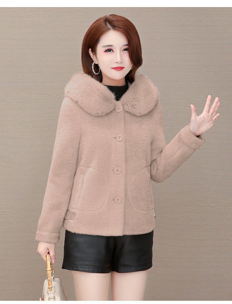 大毛领金貂绒时尚洋气毛呢外套女2020冬新款加厚保暖小个子大衣