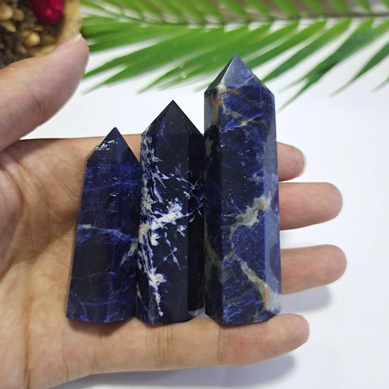 厂家直销东海天然水晶柱 蓝纹石柱 方钠石单尖六棱柱水晶摆件饰品