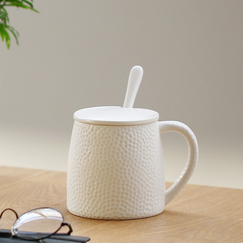 原创大容量马克杯 咖啡不水杯 立体陶瓷杯杯子带盖子勺子订制logo