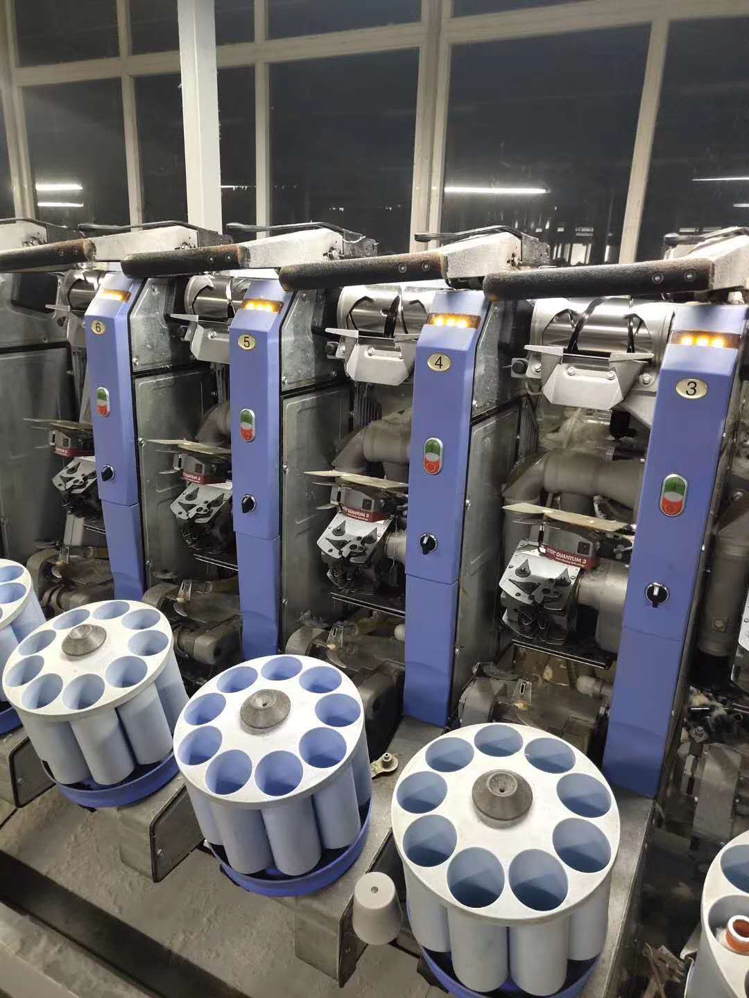 厂家出售青岛smaro自动络筒机两台,211年产络菲zenit电清