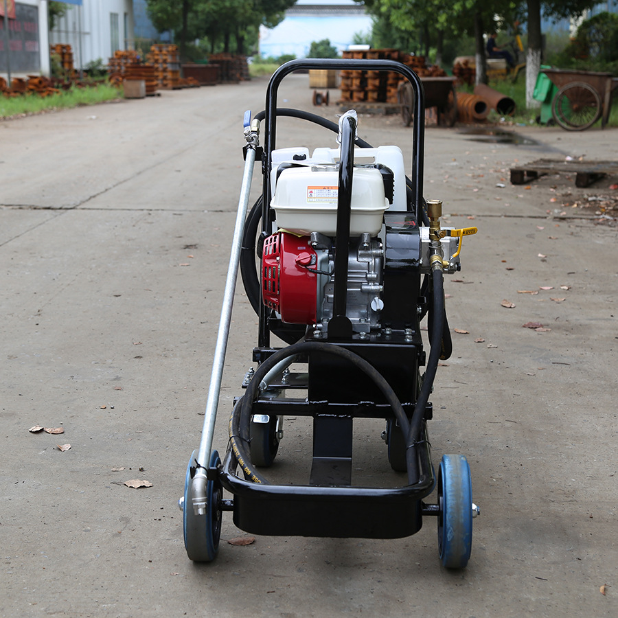 小型沥青撒布机 乳化沥青喷洒机 多功能小型路面撒布机