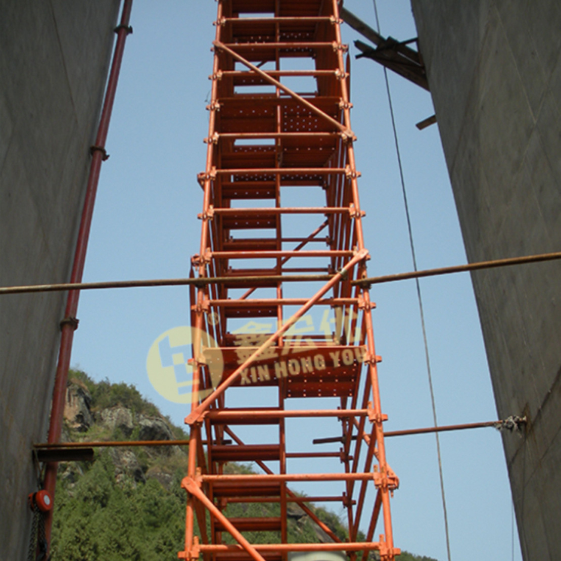 贵州安全爬梯厂家 云南安全爬梯厂家 施工人行安全步梯 z字梯