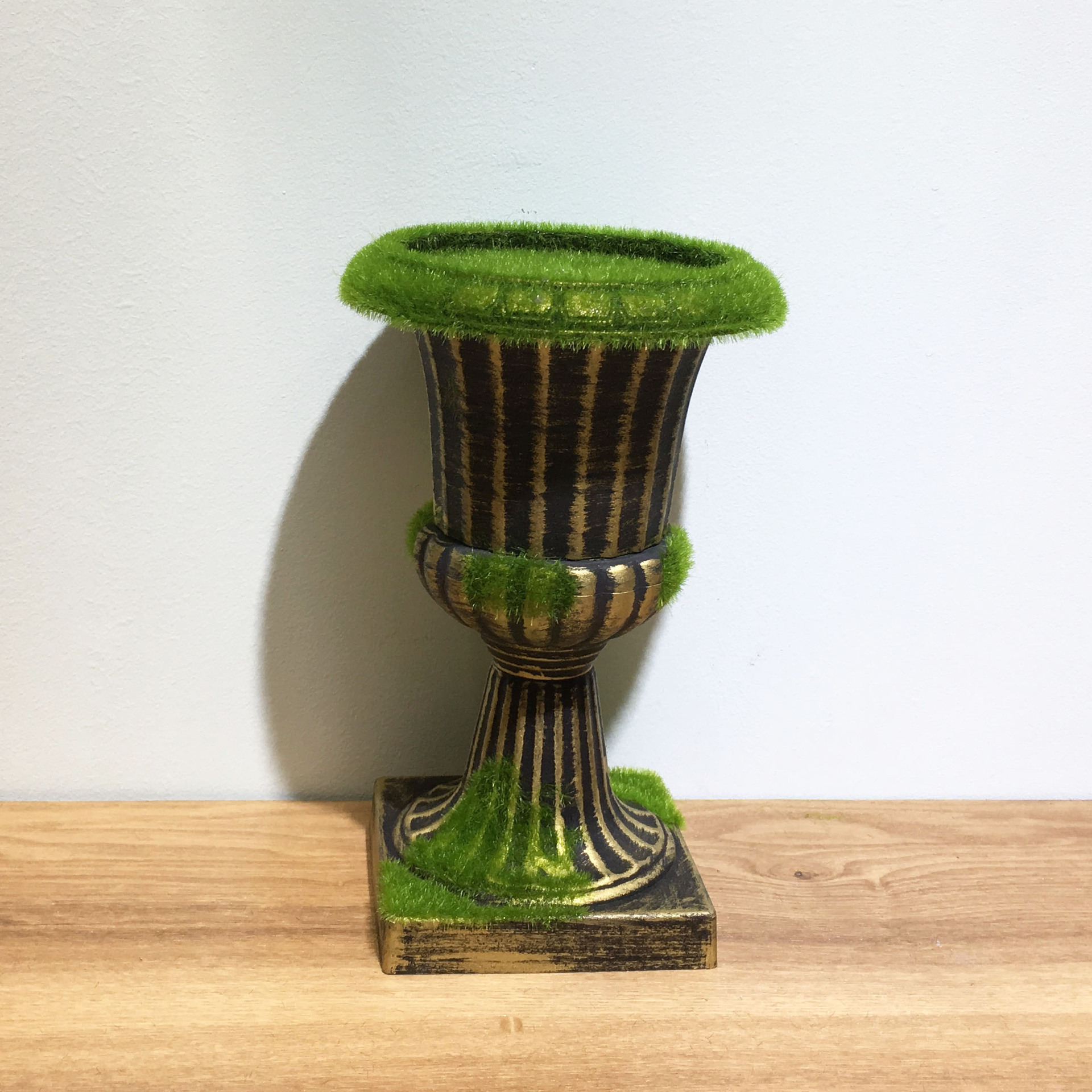 厂家供应欧式复古植绒罗马柱花盆户外庭院花园装饰塑料花盆