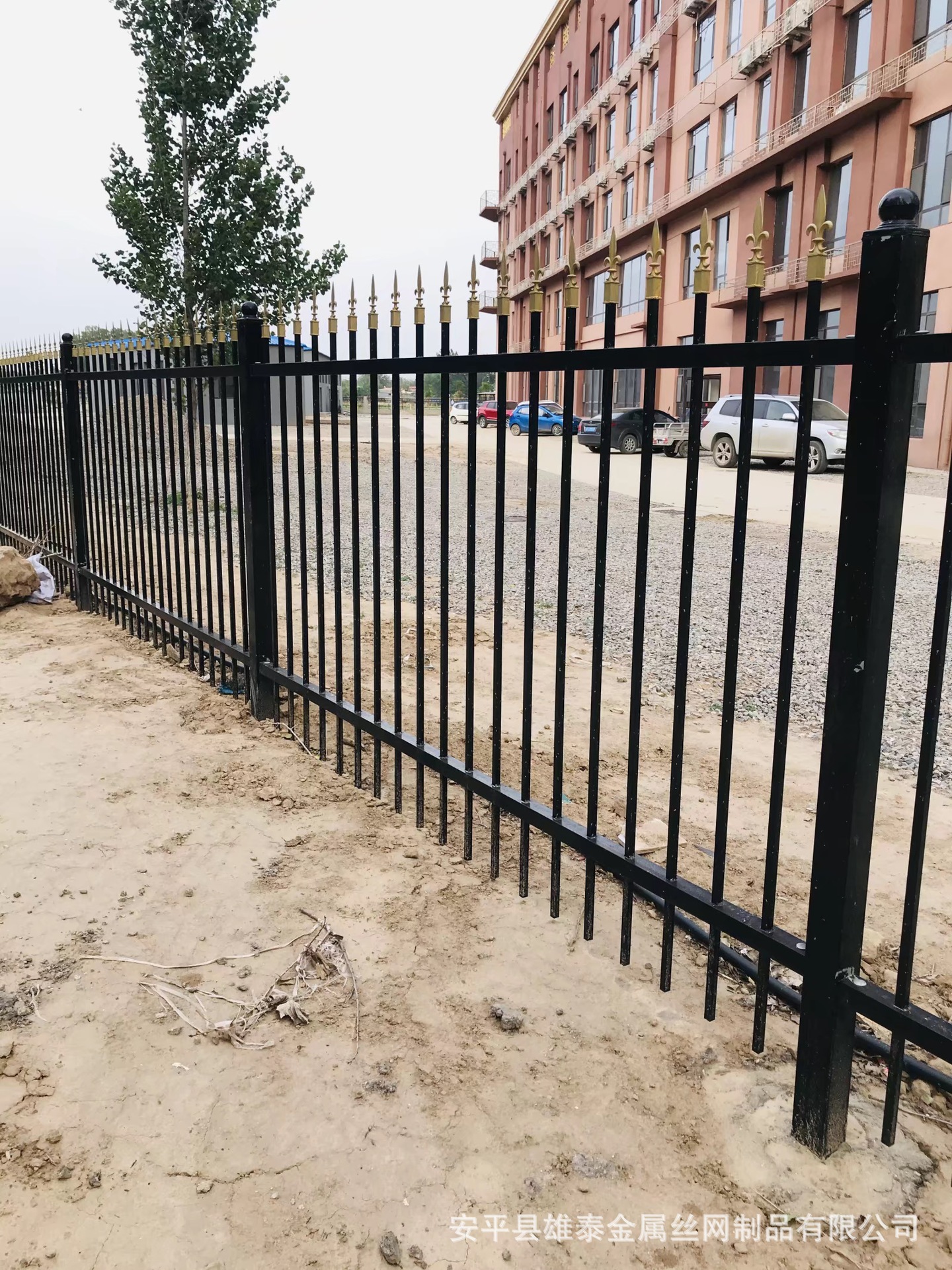 锌钢护栏栅栏 公园锌钢围墙隔断栏杆 小区庭院围墙组装式铁护栏