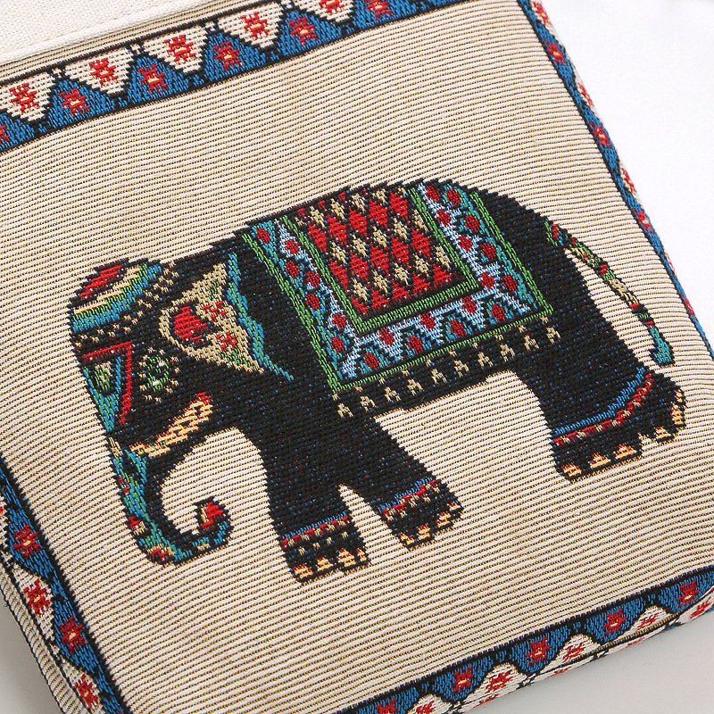 云南傣族留守妇女双面绣花大象帆布袋斜跨包ins可爱学生单肩包