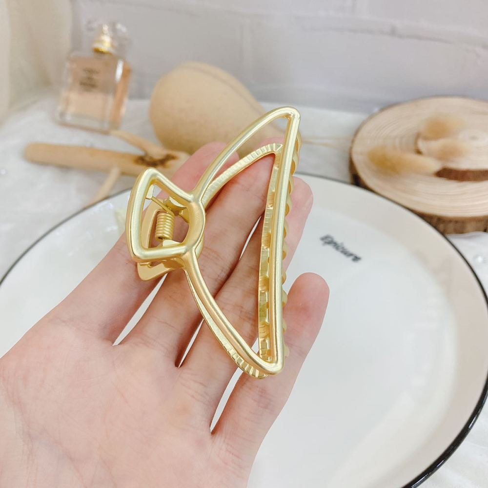 后脑勺金属发夹半圆抓夹大号头发韩国ins网红优雅气质鲨鱼夹子女