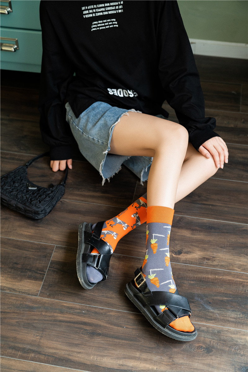 男女情侣款春夏欧美中筒花袜子潮滑板鞋彩色时尚潮搭小红书ins风