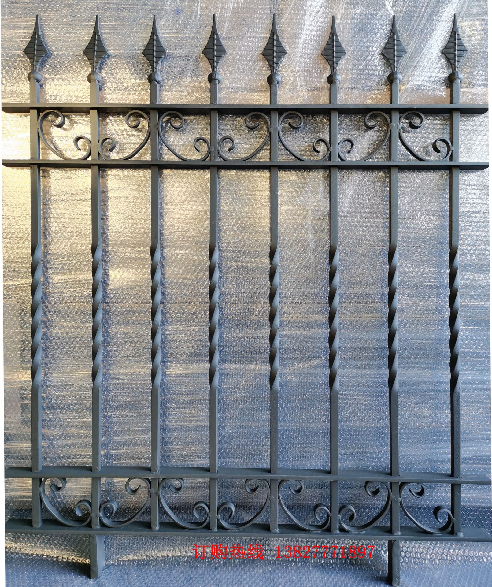 锻造铁艺围栏栏杆传承铁匠工艺经热浸镀锌几十年不锈