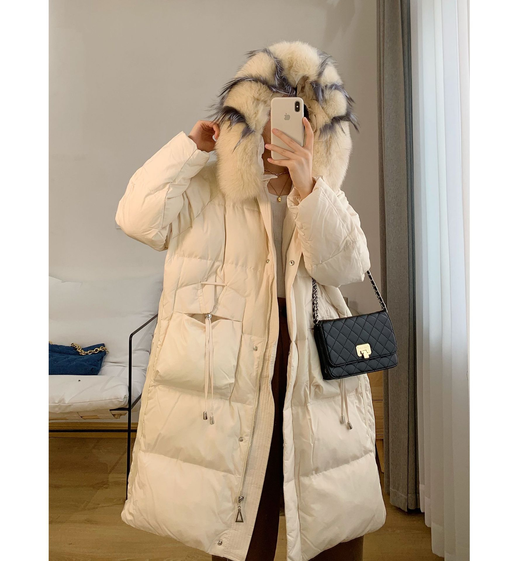 超大貉子毛领加厚及膝长款廓形连帽羽绒服女2020年新款