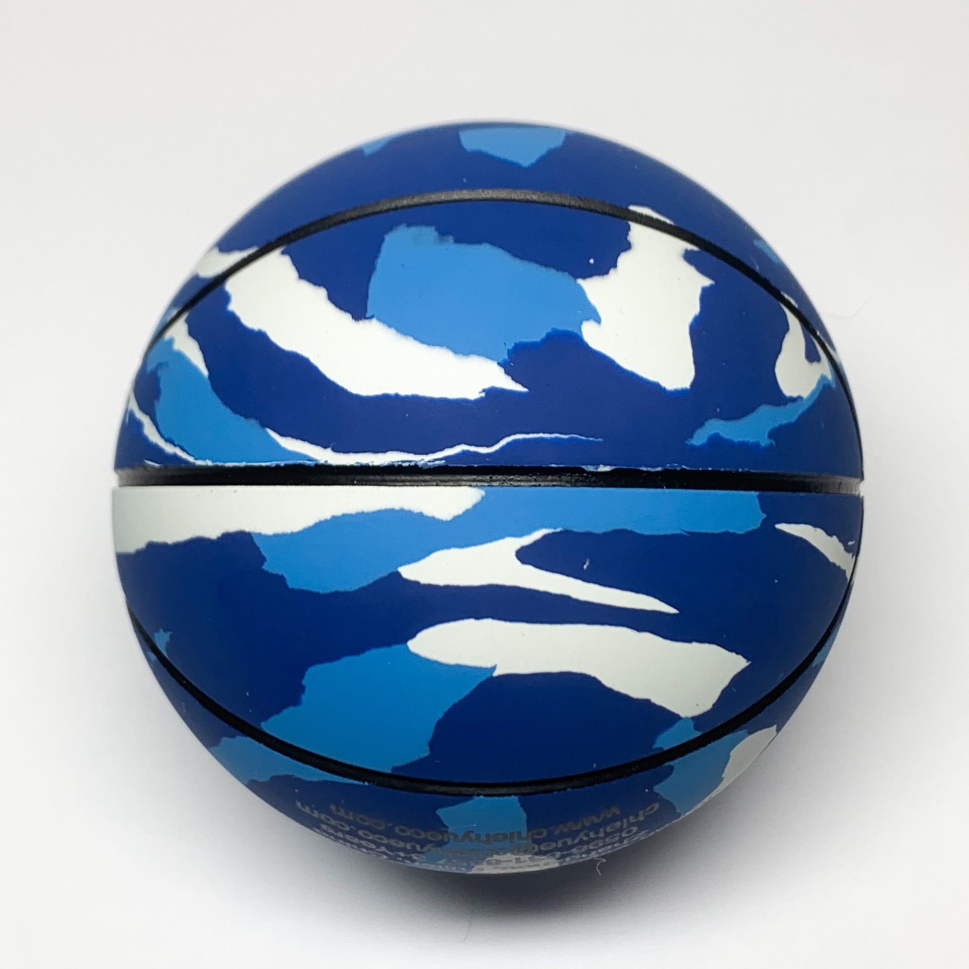 厂家直供迷你篮球儿童娱乐空心弹力小篮球现货四色可选