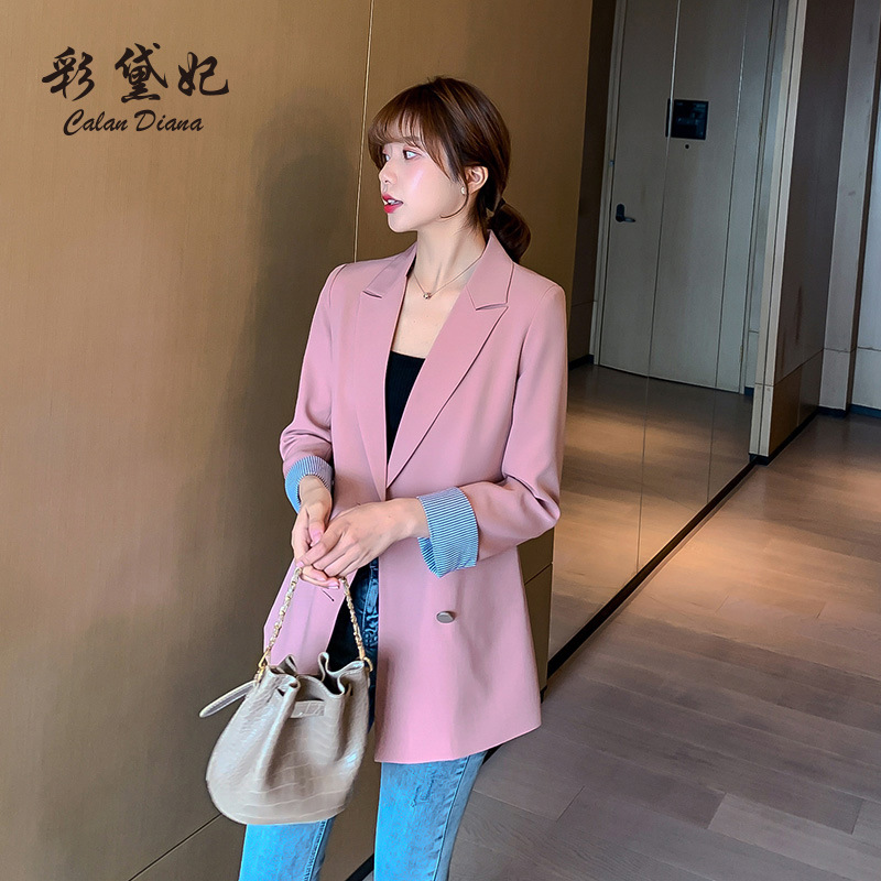 暗粉色西装外套