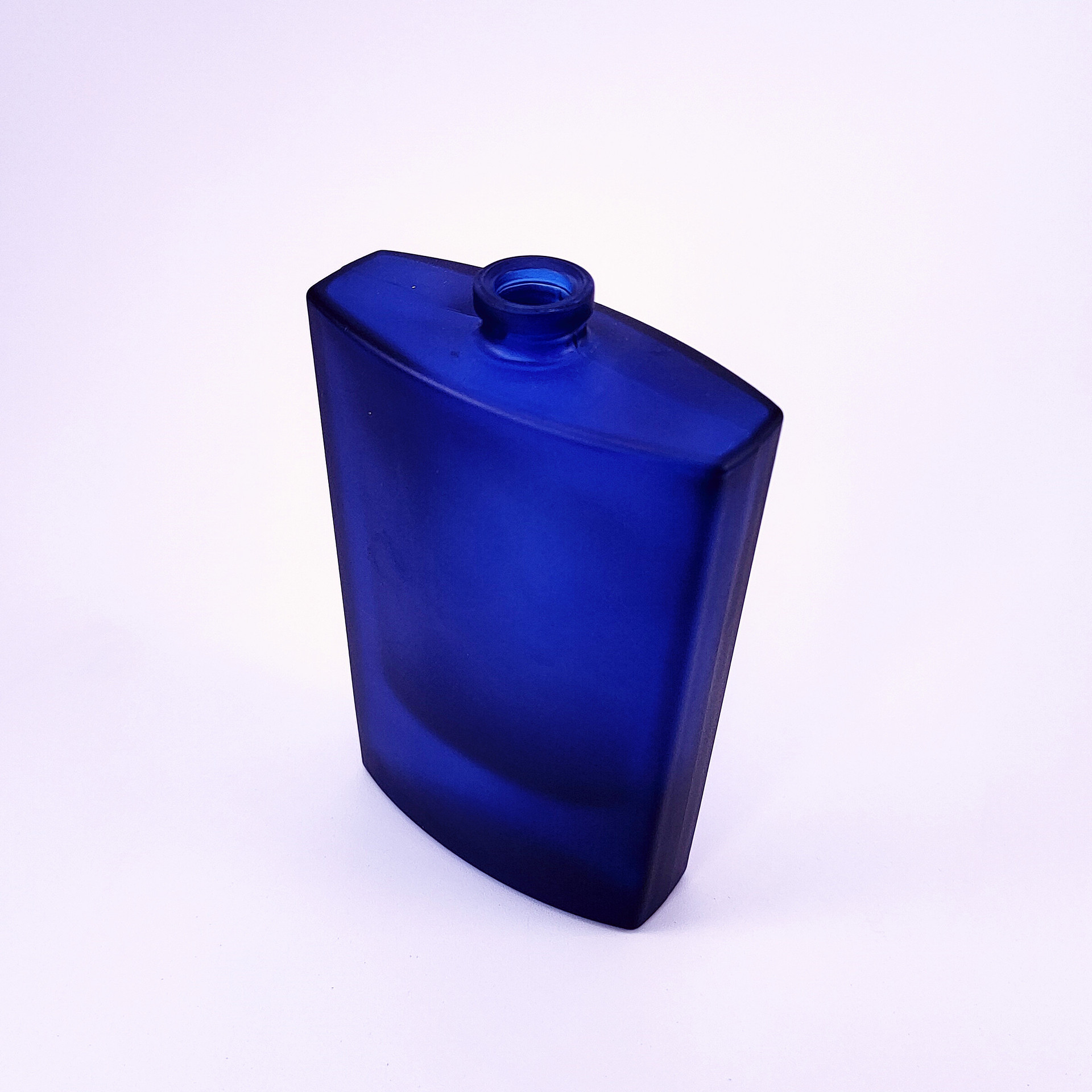 香水瓶现货 50ml磨砂蓝色卡口厚底喷雾玻璃香水瓶 宽肩香水瓶