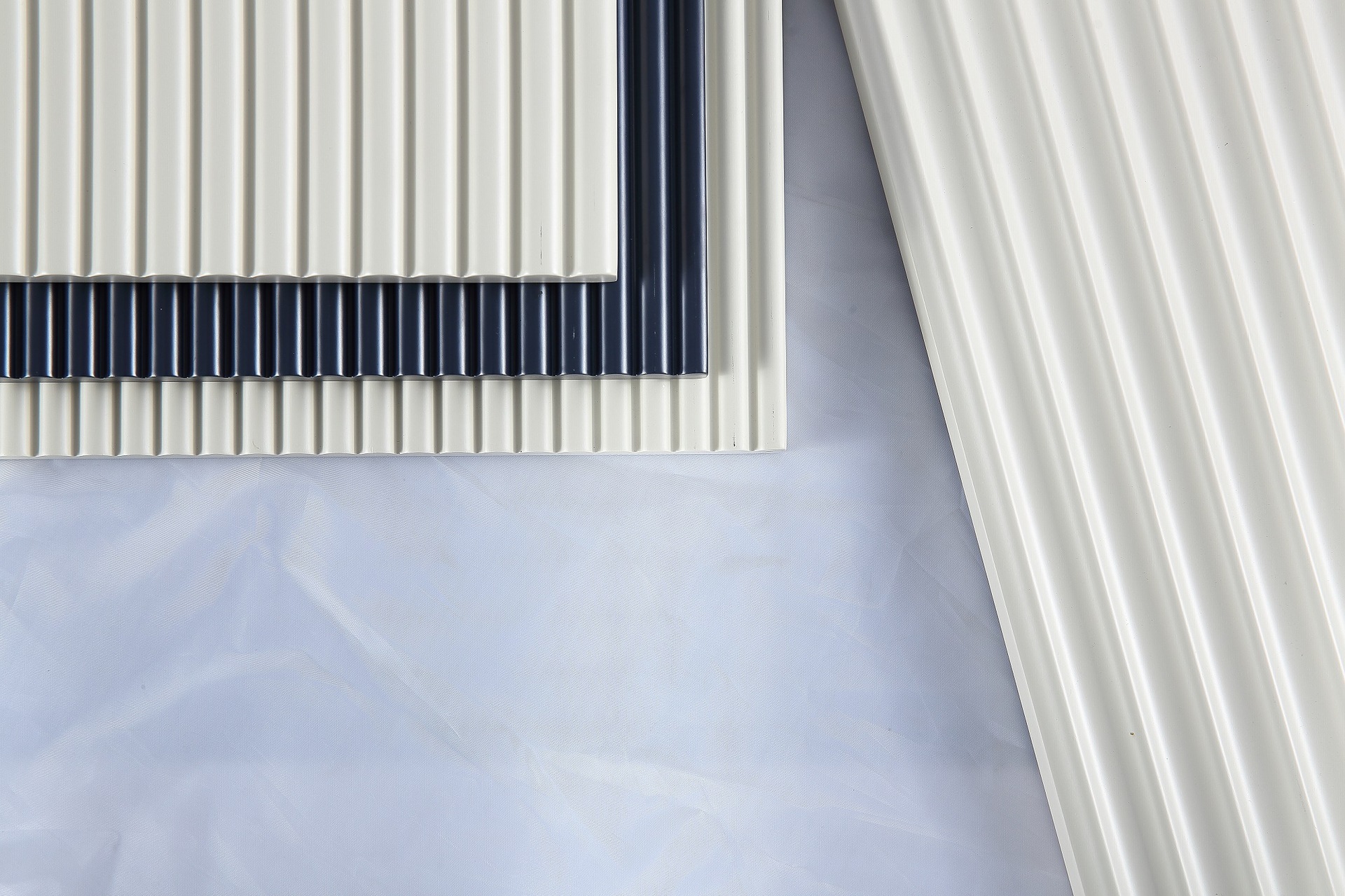 厂家批发pvc波纹板电视背景墙前台浮雕板大直纹立体波浪板装饰板