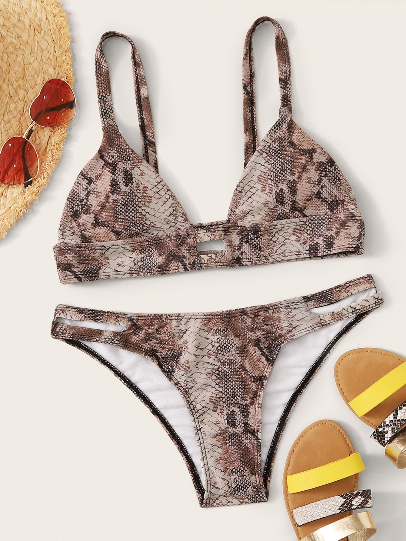 水母服ins泳衣女士保守遮肚显瘦性感比基尼新款三角韩国温泉泳装2021