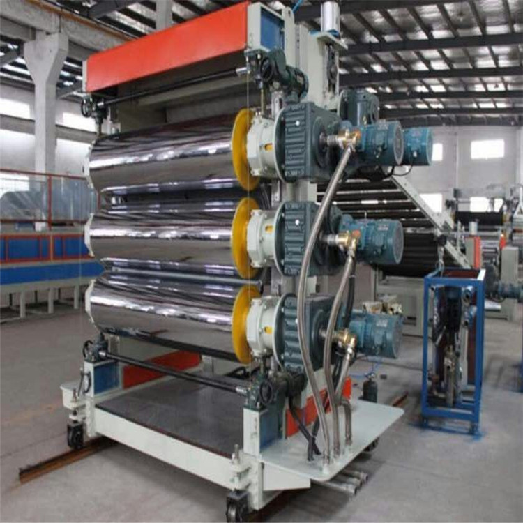 供应山东塑料四辊压延机厂家优-质产品低-价格谁与争锋