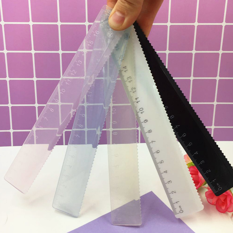 雅思638果冻色黑白透明直尺波浪线18cm学生办公适用