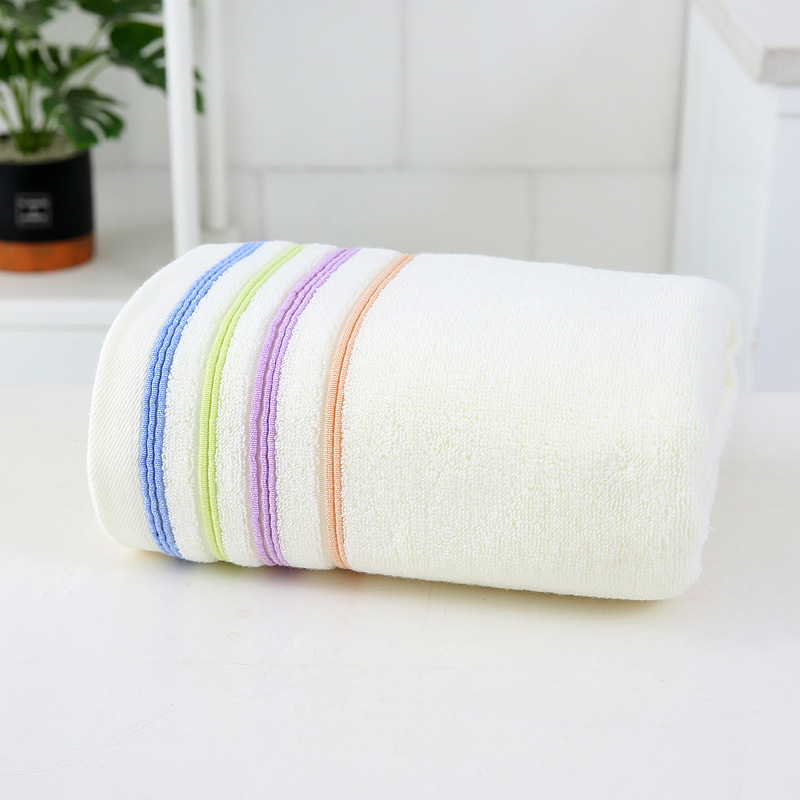 Cotton 32-Strand Large Bath Towel 70 * 140cm Home Daily Gift Absorbent Bath Towel Embroidered Logo Factory Wholesale