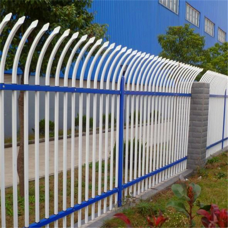 交通设施阳台学校隔离防护栏农用围墙栅栏厂家定制加工铁艺护栏