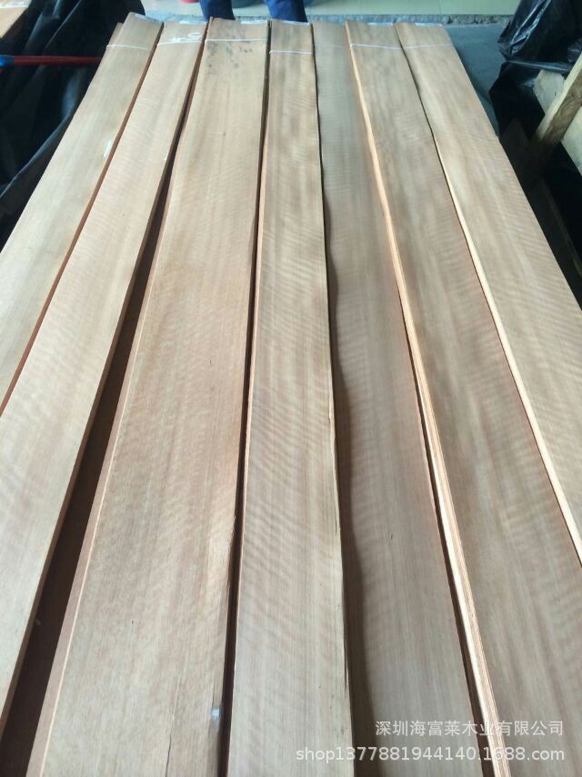 白枫木排骨强影木皮 麦哥利影 天然染色红影木皮 高档金影木皮