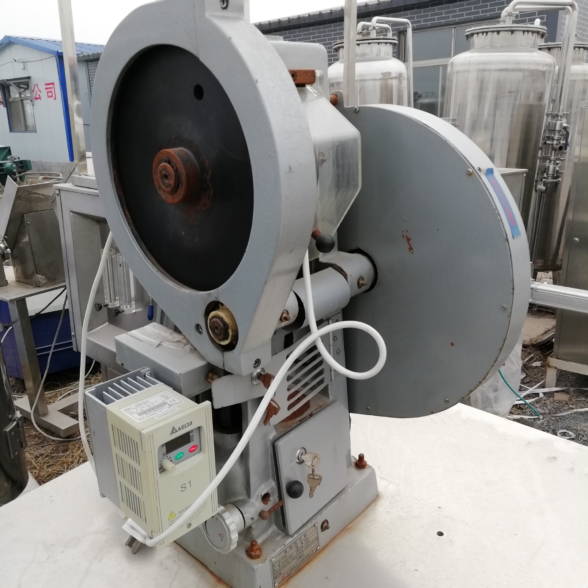 二手压片机 龙力dp30a单冲压片机 旋转式压片机