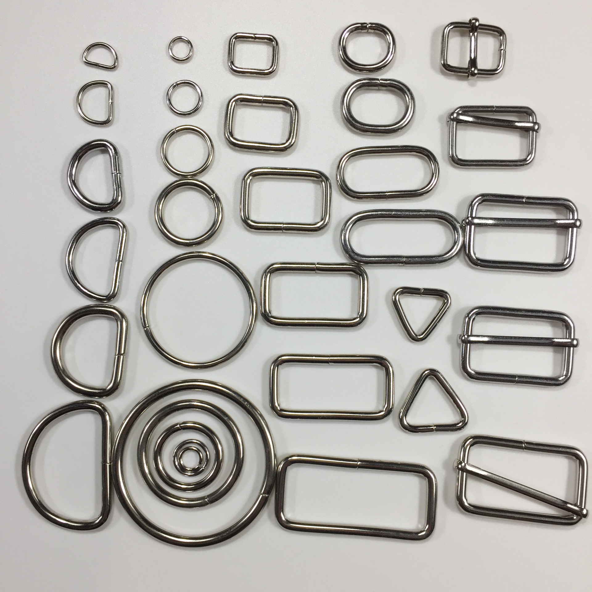 厂家直销五金扣 金属d扣 方扣圆圈拉芯扣开口环 支持订做铁线扣